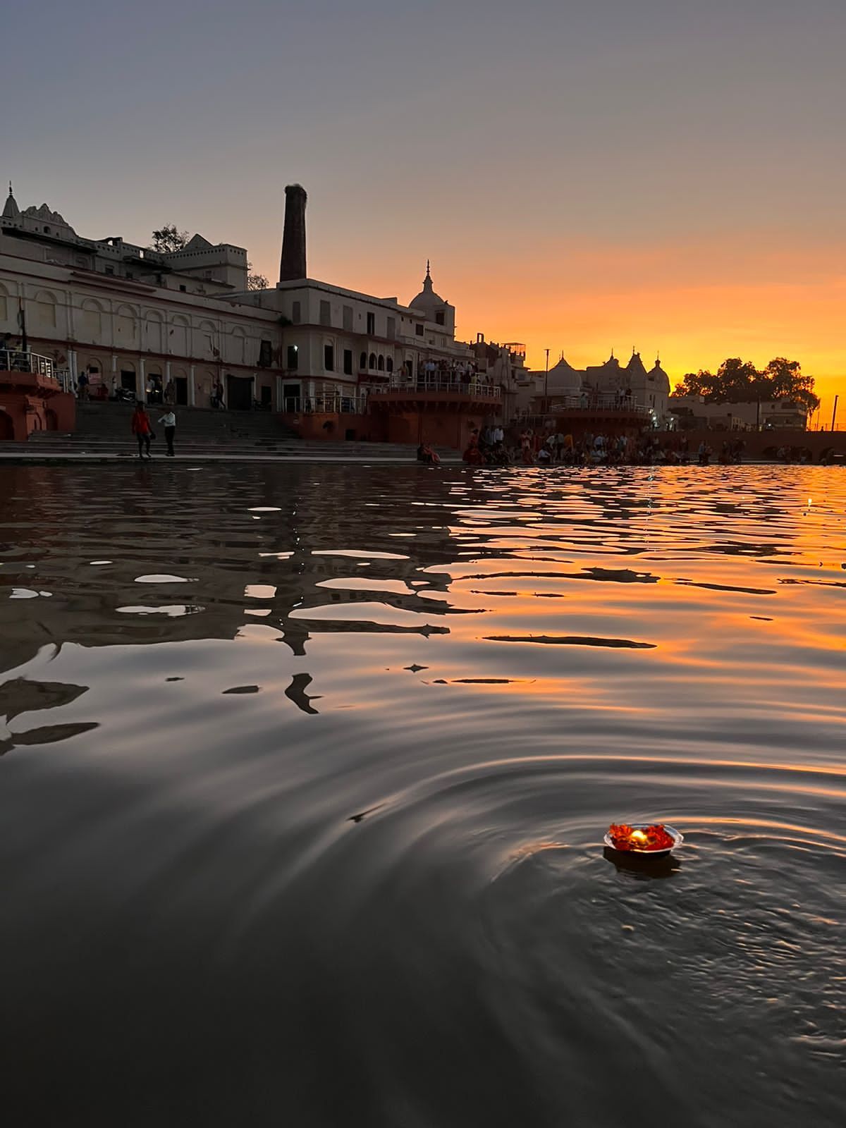 A premium tourist cab waiting to take visitors sightseeing around Ayodhya